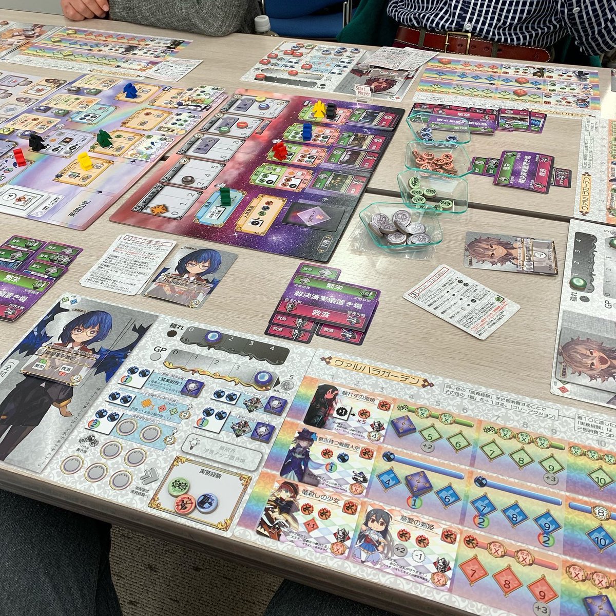 makipapa's tweet photo. 地元ボドゲ会。拡張入り入りのフレスコはビッグではなくメガボックス仕様。でも分かりやすいルールで面白かったです。拡張込みでまた遊びたい!
#boardgame
#こちら異世界転生局
#inferno
#blockness
#absacker
#fresco #frescomegabox
#suroboruos
#inagrove
#UPGS部会 #110th
#UPGSS
#urawa https://t.co/ZTkOaoUrY1