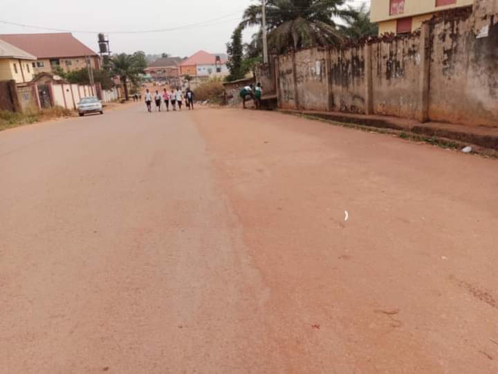 EMEKABRUNO1's tweet photo. Schools, Banks, Others Remain Shut as Enugu Residents Continue Sit-at-Home Protest Over Nnamdi Kanu's Detention | #IgbereTV https://t.co/8RwVVtwJwt