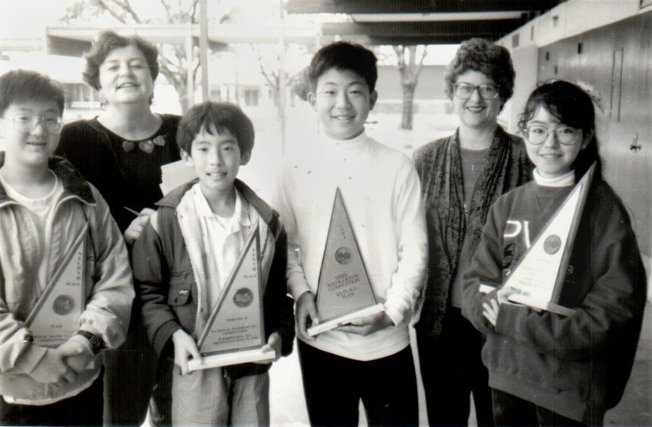 QuantaMagazine's tweet photo. In fourth grade, Lauren Williams unexpectedly won an elementary school math competition. Years later, she became only the second tenured woman mathematician in Harvard University’s history. https://t.co/mM1KfckN1M https://t.co/cRhnQw3LSV