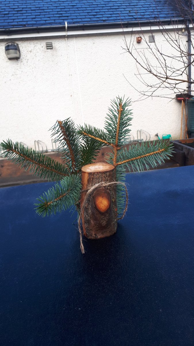 outdoorcleghorn's tweet photo. Fantastic #creativity and #initiative on display at @KirkfieldbankPS this morning. Memories of freezing rain were dispelled by some brilliant play that helped get the blood circulating again! https://t.co/3SB4RHkZ8D