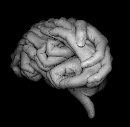Lejosdelmar73's tweet photo. " Todo ser humano, si se lo propone, puede ser escultor de su propio cerebro ".
S. Ramón y Cajal

📷 " Hands making a brain ". ( Pinterest ) https://t.co/YWjHz32kAc