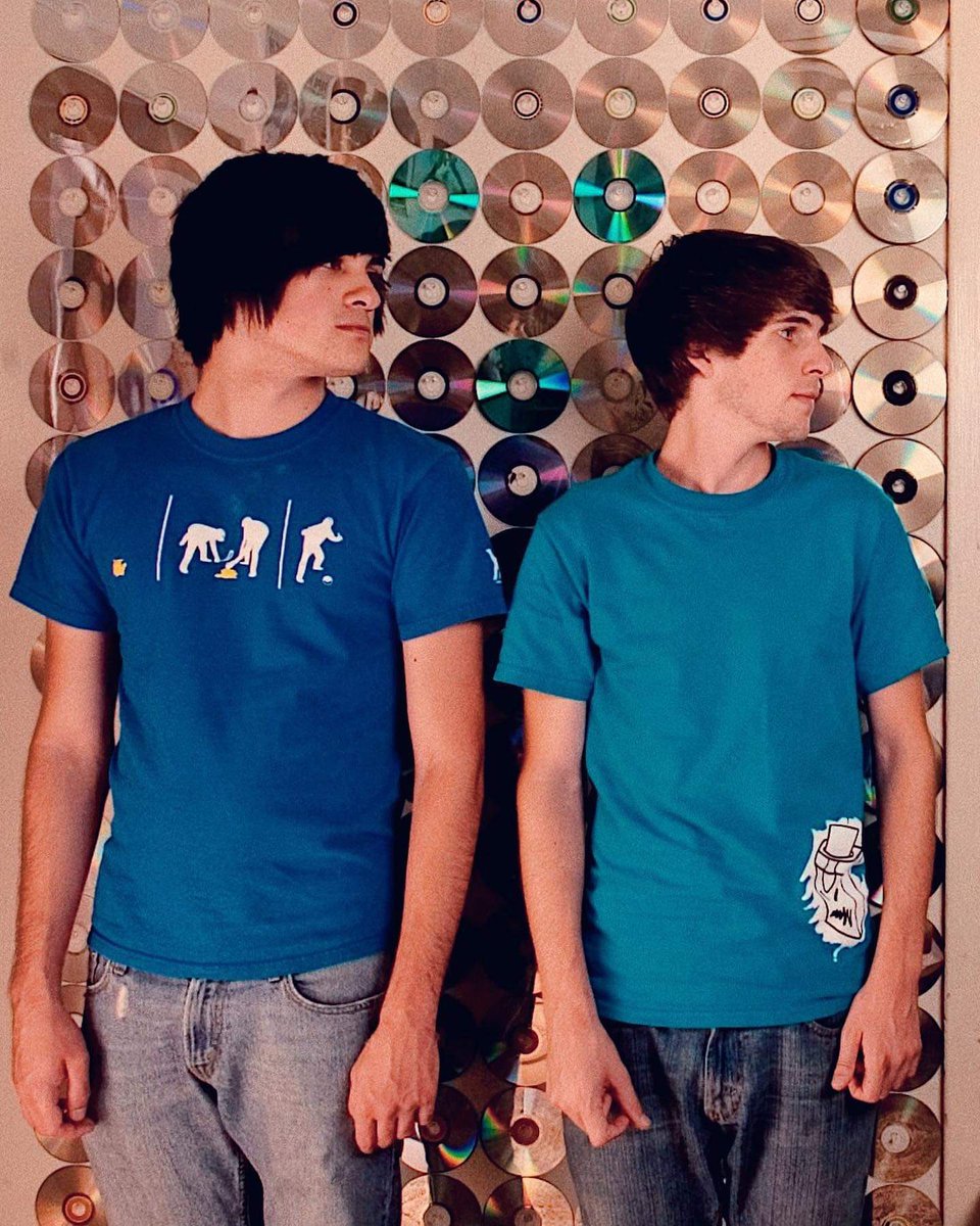 xprettyinpunk's tweet photo. smosh / photos by kevin german, 2006. https://t.co/SK9bafK91u