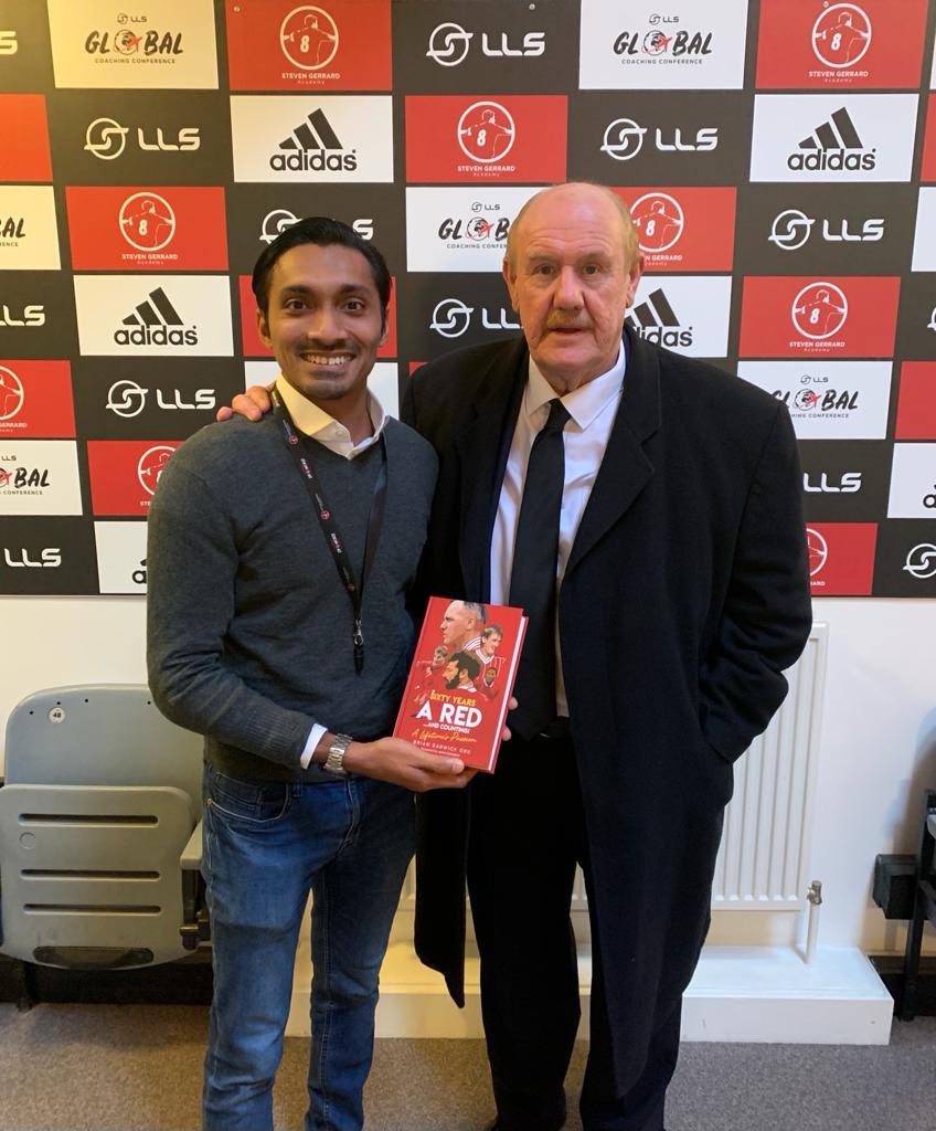 coachthaabit's tweet photo. Thank you for the signed copy Brian Barwick, former Chief Executive of English FA @FA @LLSonline @LLSYourTour #football #liverpool #upthereds https://t.co/UgdPyn0mwO