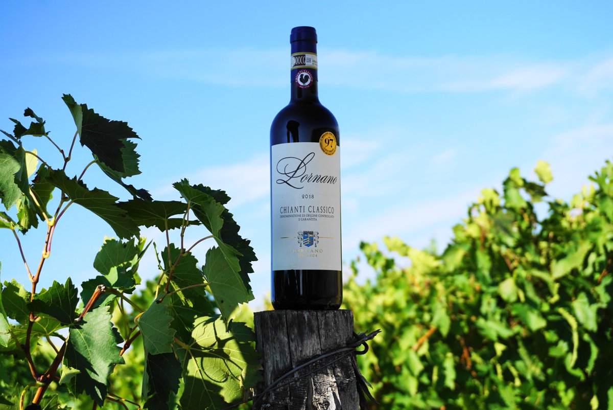 LornanoChianti's tweet photo. #MondayMotivation
A new award fills us with pride, @falstaff_intl awarded the Lornano Chianti Classico docg with 90 ponits!! Cheers ๐ท๐ท
#lornanochianticlassico #lornano #lornanoathome #falstaff #falstafftrophy #sangiovese #chianticlassico #wineaward #italianwine #wein https://t.co/JDkpopwaD5