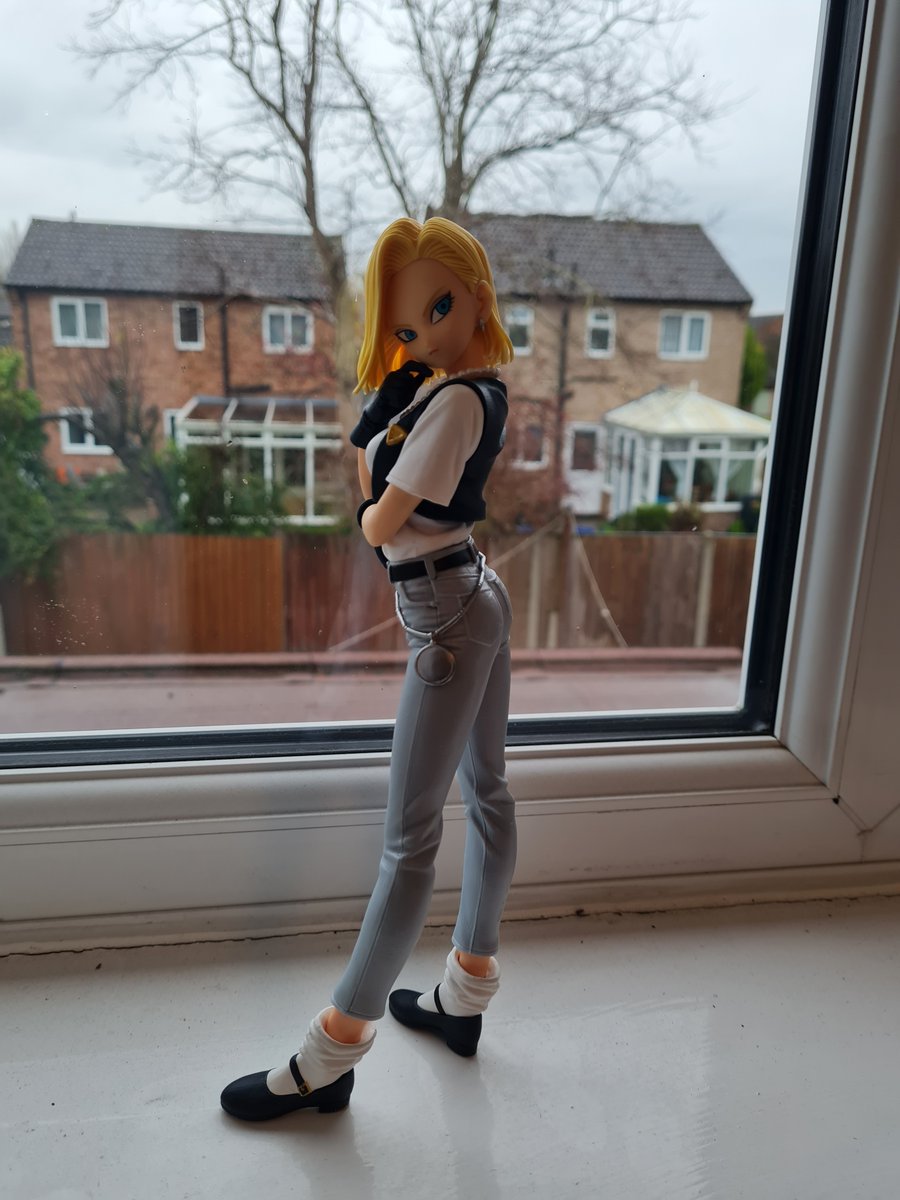 HowittSimon's tweet image. Have been a bit quiet on here recently due to having been made redundant a few weeks ago - not the best timing :(  However...did get some money and some of that went to Doncaster yesterday.  Great to be back there - got some good games and a cheeky statue!!