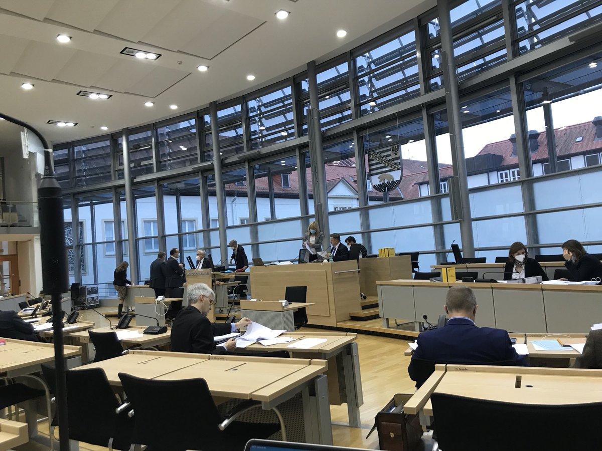 Der Ausschuss für Finanzen  im Landtag von Sachsen-Anhalt ist immer wieder spannend. Gerade wurde die höchste Neuverschuldung in der Geschichte unseres Landes beschlossen 😮…..
