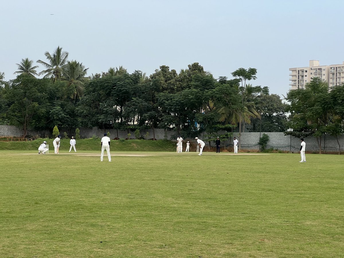 What a feel to hold leather ball or pad up to bat. Frankly never imagined I would do it again !!