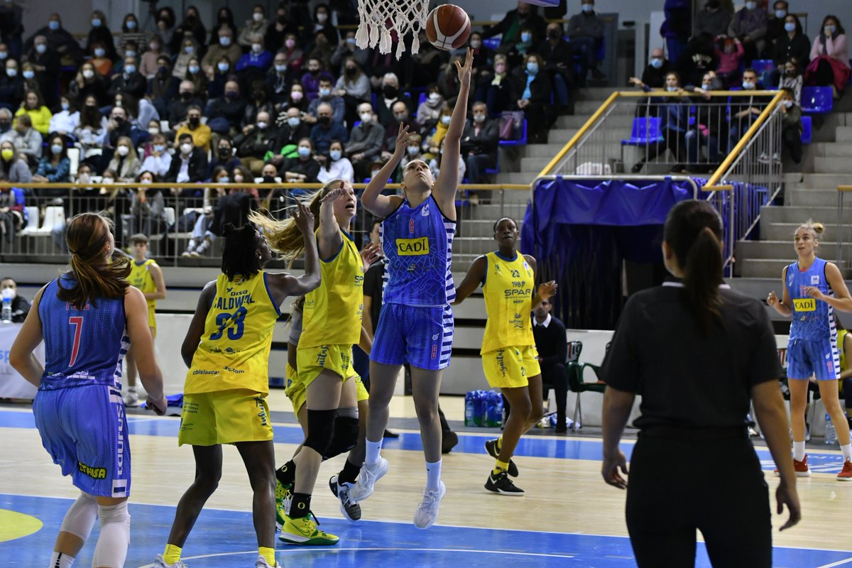 CompeticionesFEB (@competicionfeb) on Twitter photo โน๏ธโโ๏ธ MVP #LFEndesa: ยกLas mejores jugadoras ๐ฏ1โฃ1โฃ!
1โฃ <a href="/MeliGretter11/">Melisa Gretter</a> - <a href="/MovistarEstu/">Movistar Estudiantes</a>
2โฃ <a href="/Maya_Caldwe11/">Maya Caldwell</a> - <a href="/cbislascanarias/">CBIC SPAR Gran Canaria</a>
3โฃ A.Carter - <a href="/MovistarEstu/">Movistar Estudiantes</a>
4โฃ <a href="/joy_adams24/">Joy Adams</a> - <a href="/ibaetabasket/">IDK EUSKOTREN</a>
5โฃ <a href="/iratietxarri8/">Irati Etxarri</a> - <a href="/sedisbasquet/">AE Sedis Bร squet</a>
๐ Quinteto ideal โฌ
feb.es/2021/12/6/baloโฆ
๐ <a href="/basketlover/">Endesa Basket Lover</a> ๐ โน๏ธโโ๏ธ MVP #LFEndesa: ยกLas mejores jugadoras ๐ฏ1โฃ1โฃ!
1โฃ <a href="/MeliGretter11/">Melisa Gretter</a> - <a href="/MovistarEstu/">Movistar Estudiantes</a>
2โฃ <a href="/Maya_Caldwe11/">Maya Caldwell</a> - <a href="/cbislascanarias/">CBIC SPAR Gran Canaria</a>
3โฃ A.Carter - <a href="/MovistarEstu/">Movistar Estudiantes</a>
4โฃ <a href="/joy_adams24/">Joy Adams</a> - <a href="/ibaetabasket/">IDK EUSKOTREN</a>
5โฃ <a href="/iratietxarri8/">Irati Etxarri</a> - <a href="/sedisbasquet/">AE Sedis Bร squet</a>
๐ Quinteto ideal โฌ
feb.es/2021/12/6/baloโฆ
๐ <a href="/basketlover/">Endesa Basket Lover</a> ๐