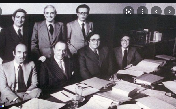 Es increíble que tras 4 guerras civiles (1833, 1846 y 1872, 1936) y 7 constituciones fallidas (1812, 1834, 1937, 1845, 1869, 1876, 1931) en dos siglos, muchos desprecien el esfuerzo de concordia que es la Constitución del 78. 
Gracias a quienes lo hicieron posible.