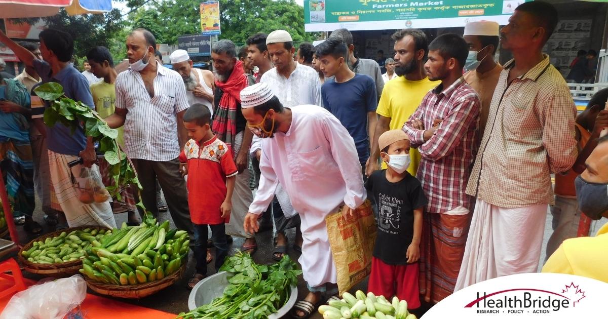 HealthBridgeCan's tweet photo. In 2021 #Healthbridge partner Work for a Better Bangladesh Trust, with support from @FAO, completed the project "Piloting of Street #Food Vending and Farmers’ Market Establishment" in #Dhaka.
🥬🍊🌶️🌽
#HealthBridgeProjects #Bangladesh https://t.co/oyQc4wrRr5