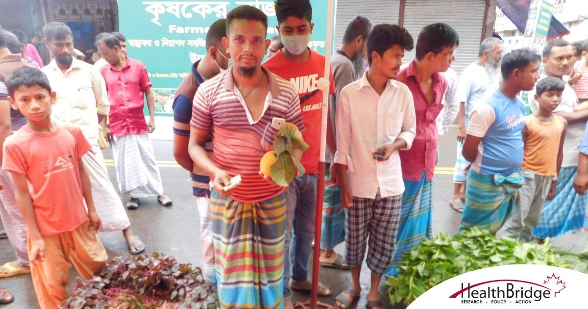 HealthBridgeCan's tweet photo. In 2021 #Healthbridge partner Work for a Better Bangladesh Trust, with support from @FAO, completed the project "Piloting of Street #Food Vending and Farmers’ Market Establishment" in #Dhaka.
🥬🍊🌶️🌽
#HealthBridgeProjects #Bangladesh https://t.co/oyQc4wrRr5