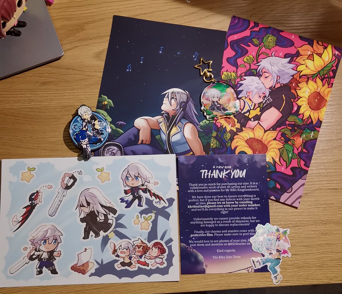 hes here!!!! look at him!!!! my boy!!!!!!!!