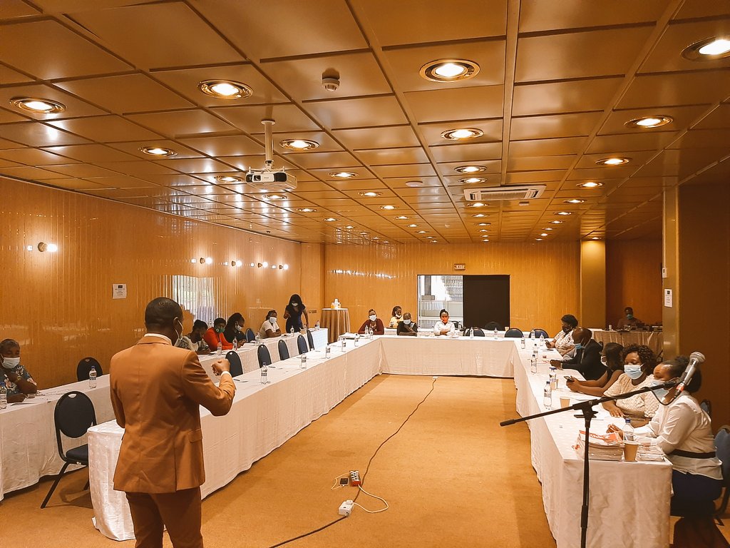 ActionAidZim's tweet photo. Gender ideologies &amp; sexist reasoning resultantly create gender superiority &amp; inferiority complexes. Masculinity &amp; femininity should not define gender says Kudakwashe Chidziya while launching TILL WHEN-Tracing the roots of Women's abuse book #16Days #EndViolenceAgainstWomen https://t.co/8vQe4mso6g