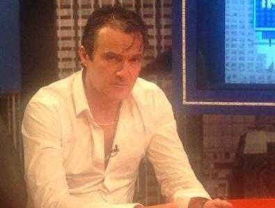 #NYP El Jefe de Terapia Intensiva de la Clínica Colón, Dr. José Santos, se refirió a una línea de tratamiento para pacientes con COVID-19 que están desarrollando y dando a conocer

Escuchalo en nuestro canal de YouTube

youtube.com/watch?v=gwVgbc…