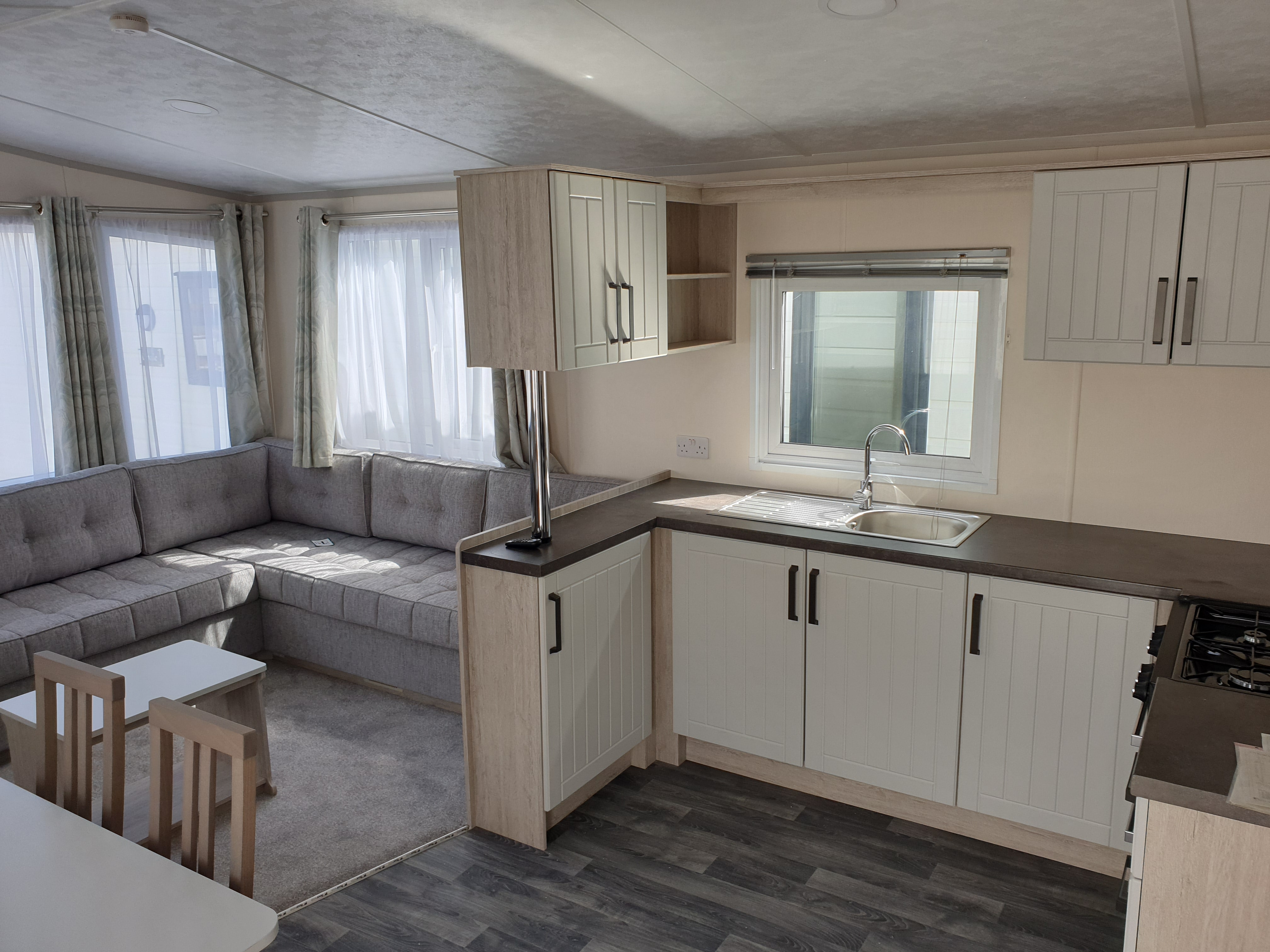 Arronbrook Caravans To Finish The Year On A High We Re Currently Making Two Exclusive Luxihomes For Our Friends At Bridlington Caravans Measuring 28ft X 12ft They Ll Be Packed Full Of