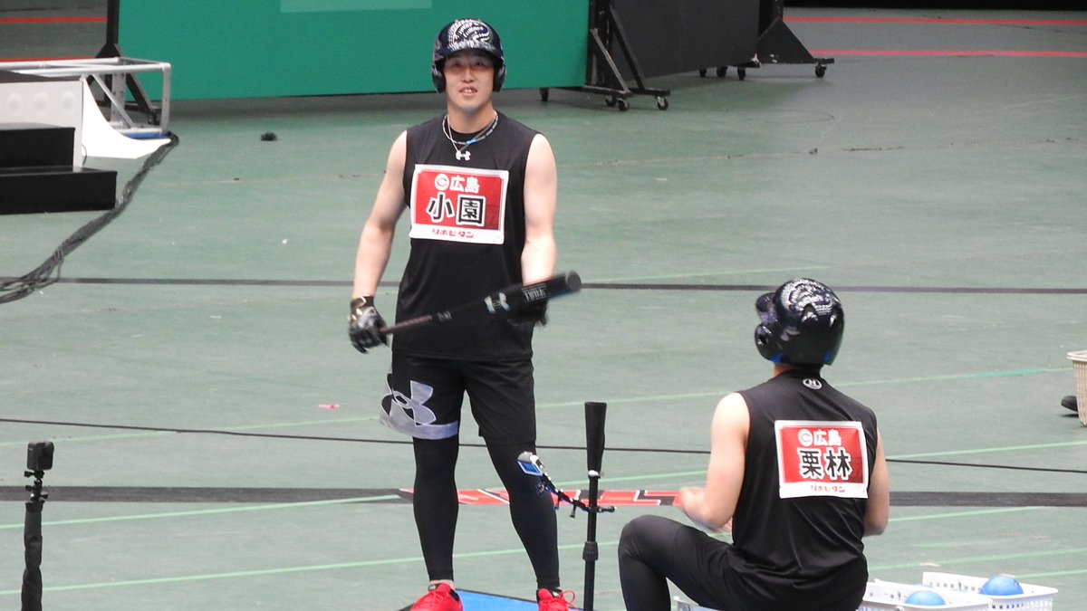 幼なじみの戯れと対決が観られて嬉しい😊 #小園海斗 #藤原恭大 #超プロ