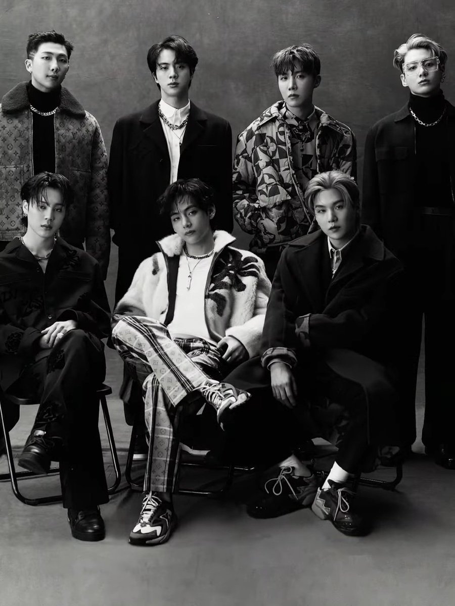 btsgaveme2wings's tweet photo. 🚨 | ANUNCIO: BTS se creó unas cuentas individuales en Instagram.

El día de hoy, se ha dado a conocer de manera OFICIAL que absolutamente CADA UNO de los miembros de @BTS_twt acaban de CREAR y ABRIR unas nuevas cuentas individuales públicas dentro de la plataforma de Instagram. https://t.co/u53jSv1wks