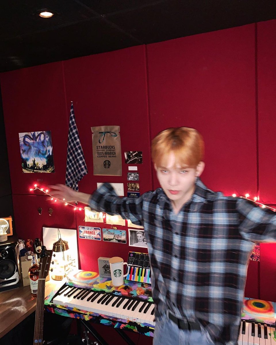 BoyhoodBrazil's tweet photo. Cada single do BOYHOOD ilustrada por uma Inteligência Artificial ─ thread.

#보이후드 #남동현 #BOYHOOD #NamDonghyun @boyhood___ https://t.co/1YA6iB7uiF