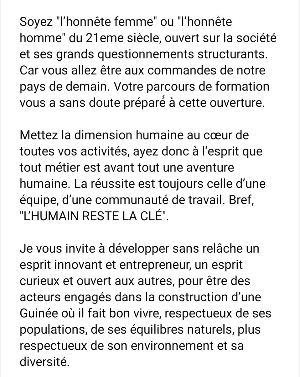 DIABY_Mamy's tweet photo. J'ai été honoré de l'invitation de l'#Université #SYBA pour la remise de #diplômes des ses #étudiants de la 3ème & 4ème promotion
Les années passent mais le message reste d'actualité. Mon message aux nouveaux diplômés...! 👇👇 https://t.co/rRRHbFw2IU