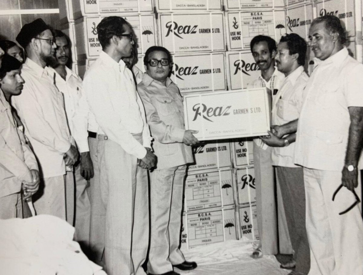 1/ Our featured exhibit this week is THE TRANSNATIONAL READY-MADE GARMENT INDUSTRY IN BANGLADESH: SHIFTS AND CHANGES, LATE 1970S UNTIL NOW curated by Hasan Ashraf and Christian Strümpell workplaces.omeka.net/exhibits/show/…