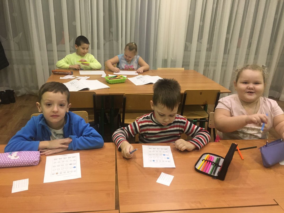 strigo_s's tweet photo. @Tularegion71 @Suvorov_obr 

В объединении "Математика вокруг нас" ребята выполняют увлекательные задания на счет до 10, с помощью которых можно легко и непринужденно научиться считать и выполнять простые арифметические действия.

Педагог - Тарасова Оксана Ильинична. https://t.co/vnwSKwJZ6s