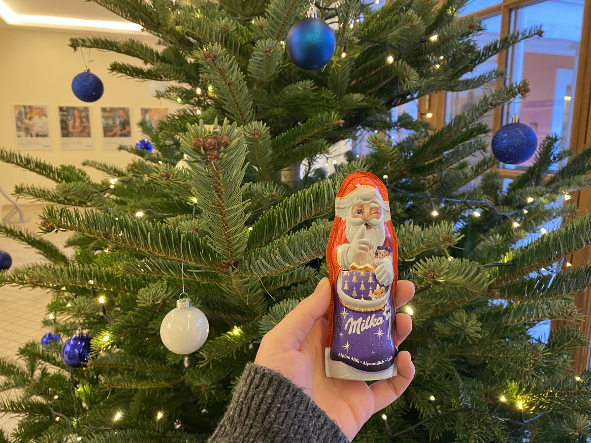 ZimmerGroup's tweet photo. SCHÖNEN NIKOLAUSTAG 🎅 Wir wünschen Ihnen allen volle Stiefel und vor allem weiterhin Gesundheit und eine besinnliche Vorweihnachtszeit! #nikolaus

#ZimmerGroup #THEKNOWHOWFACTORY #christmastime https://t.co/bM1ulhAzOp