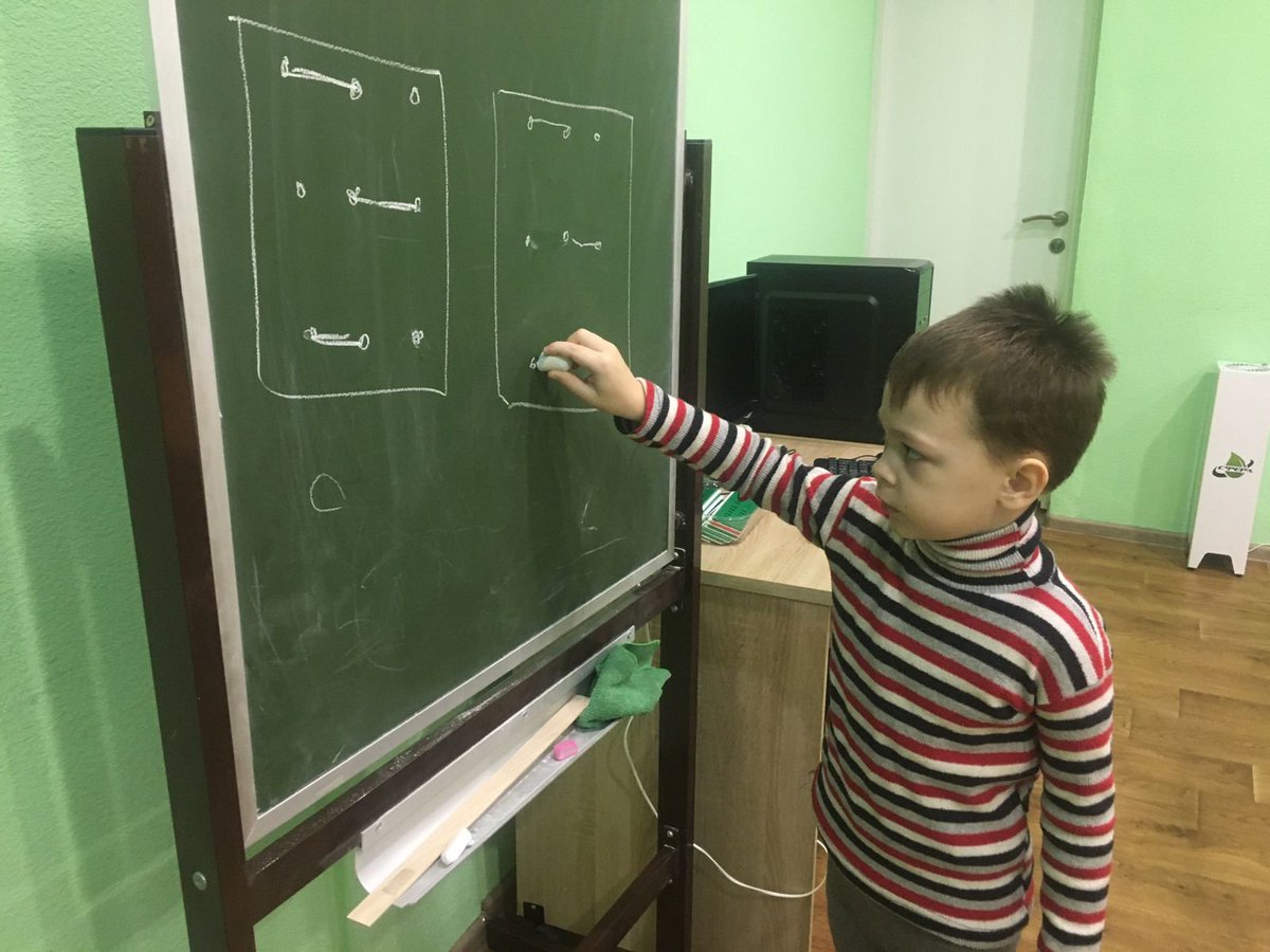 strigo_s's tweet photo. @Tularegion71 @Suvorov_obr 

В объединении "Математика вокруг нас" ребята выполняют увлекательные задания на счет до 10, с помощью которых можно легко и непринужденно научиться считать и выполнять простые арифметические действия.

Педагог - Тарасова Оксана Ильинична. https://t.co/vnwSKwJZ6s