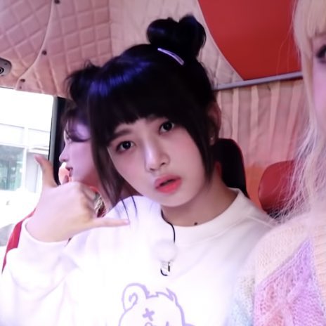 mllrhwbb's tweet photo. もしもし アイヴちゃん
#아이브고_일레븐교시 https://t.co/NaVSF2emSv