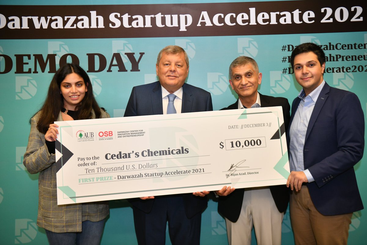 Darwazahaub's tweet photo. Meet our #DSAccelerate2021 winners! we are very proud 🙌
First Prize: Nutri3 & Cedar's Chemicals
Second Prize: Sheavera & LebAid
@AUB_Lebanon @AUBOSB @hikmapharma #DarwazahCenter #DarwazahPreneurs #DemoDay #Entrepreneurship #Innovation #Startups #ThinkGlobalBuildLocal https://t.co/PgE9vwIbkF