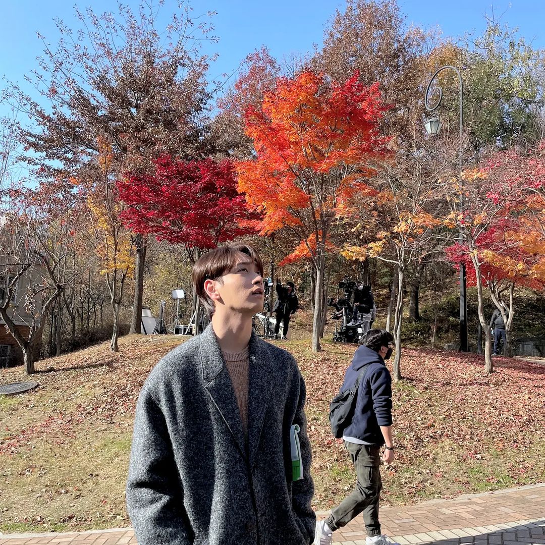 2pmalways's tweet photo. [TRANS]
#ShowWindow_TheQueens_House #ShowWindow #HanJongwon #Maple
#MonTueDrama #ChannelA #1030PM #PleaseLookForwardToIt 
#Jongwonie #BackToHometown
https://t.co/UiZt98lSI3 https://t.co/BlY7Ojf2pU