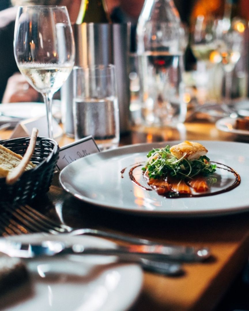 Come for a three course meal at our wonderful Haycock Brasserie and enjoy the delightful atmosphere and a cracker or two to get in the festive spirit! 

This is the perfect pre-Christmas get together for all to enjoy.

Head to our website for more information. #HaycockManor