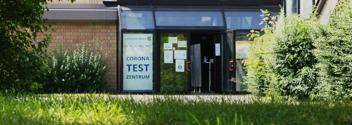 Ab sofort kann man sich wieder im Gesellschaftsraum der Gemeinde #Niestetal testen lassen. Der Zugang zum DRK-Testzentrum wird, wie gewohnt, über den Haupteingang der Mehrzweckhalle erfolgen. 

Nähere Infos und Öffnungszeiten auf unserer Internetseite: niestetal.de/gv_niestetal/l…