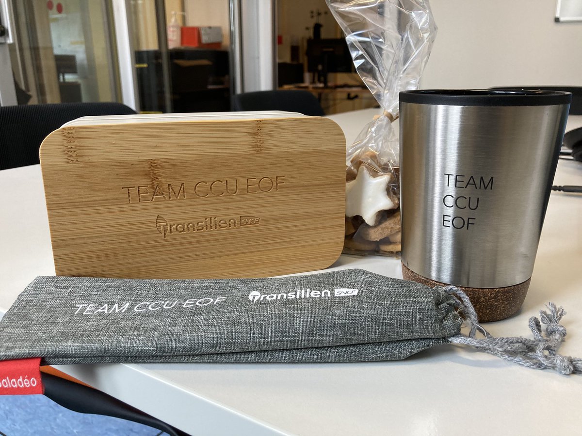 #TeamCCU EOF. Beaucoup de plaisir à marquer aujourd’hui le déménagement à M-2 des équipes du centre opérationnelle des lignes E et P au Centre de Commandement Unique de Pantin ! Avec sa welcome box ! ☺️ @RERE_T4_SNCF <a href="/LIGNEP_SNCF/">Ligne P</a>