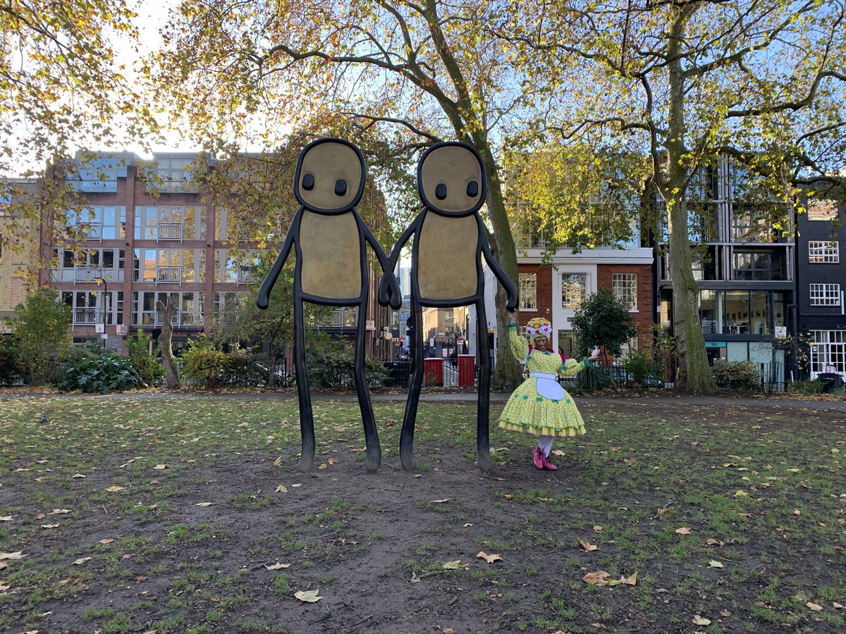 It's Day 2 and our Dame is still missing! 
The clue is in the photo. Do you know where she is? If so pop your suggestion in the comments below, using #MissingDame #HoxtonPanto - to enter a chance to win a family ticket to see #SleepingBeauty 10th - 24th December at #HoxtonHall.