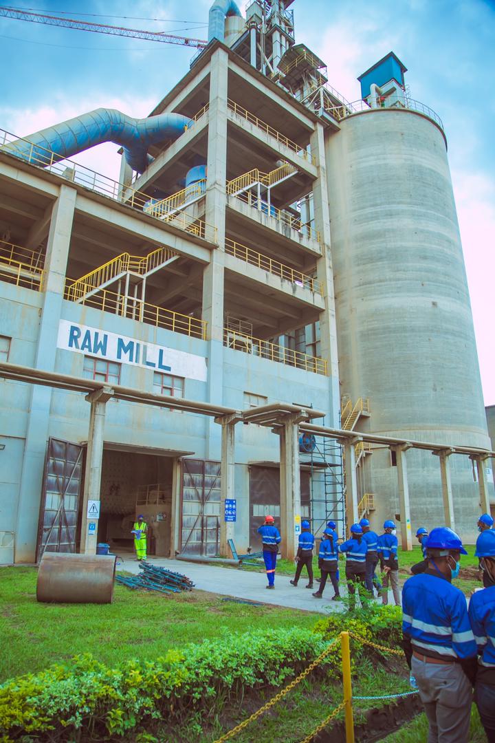CIMERWACEO's tweet photo. After the momentous customer appreciation event, I had the opportunity to host my Board of Directors at the #CIMERWAPPC plant in Bugarama, Rusizi. https://t.co/SrS4CqNIW8
