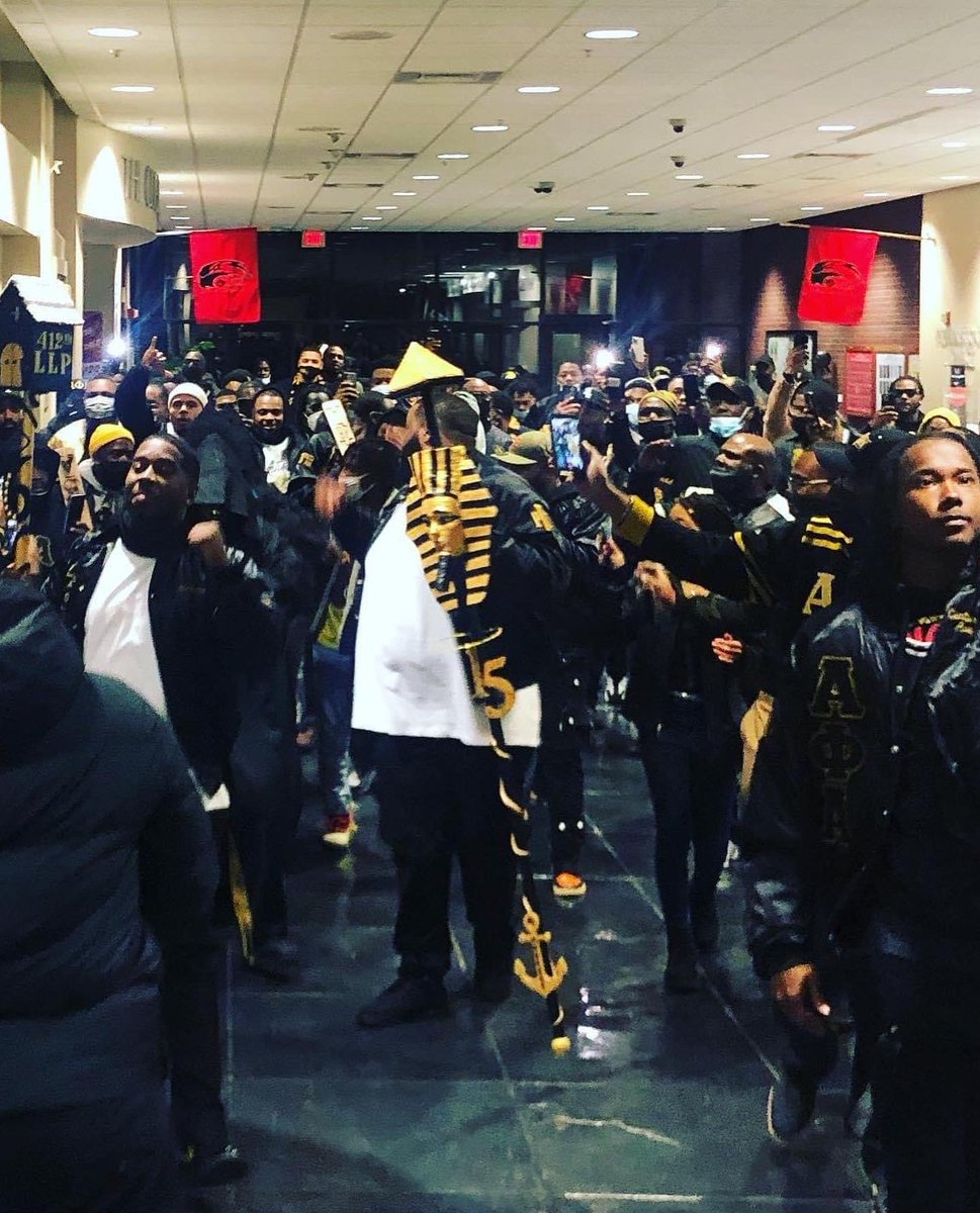 TheIotaPi's tweet photo. Introducing the Fall 21’ line of Iota Pi S.S.4.K.O.T.R.L. to the campus of SIUe. You brothers have worked hard to get here now let’s keep the iPi legacy going! #Keepers #TheReturn #iPiFOREVER🤙🏾 https://t.co/te4WxraNoE