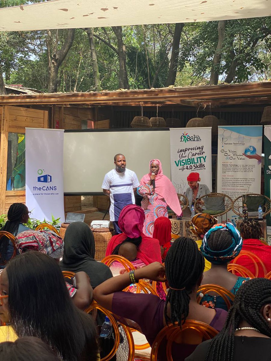 _thecanspark's tweet photo. "I am Possible". The mantra of the women at the graduation ceremony of this year's FASAHA 4.0 Digital Development Programme.
#FasahaNG #knowledgeeconomy #digitaldevelopment #personaldevelopment #womenempowerment #womeninstem #womenintech #womencan #thecanspark #natview https://t.co/DXrLkhUtZU