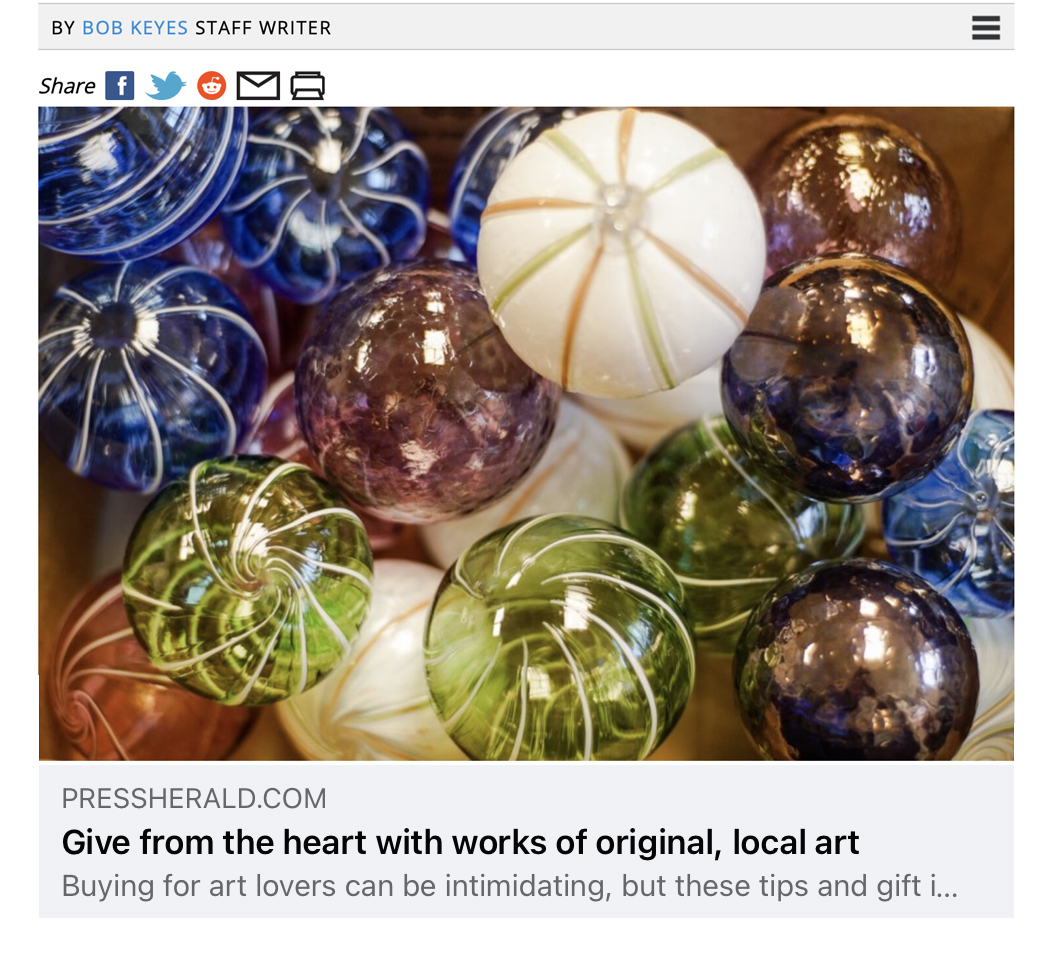 Elizabeth Moss tweet media