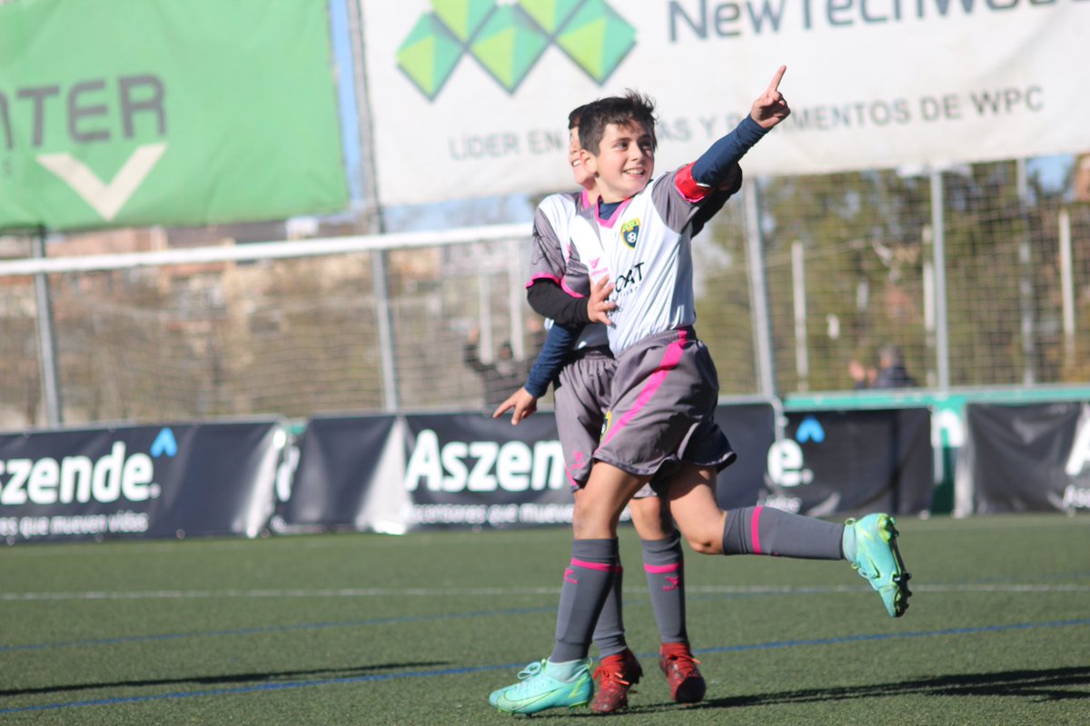 tictaccup25's tweet photo. 🏅 ¡El @EFGava, clasificado a la Fase Final!

🤩 Pleno del conjunto del Baix Llobregat contando sus partidos con victorias.

😜 ¡Actuación espectacular!

#AszendeFasePrevia #XIMediaGolCup https://t.co/9c7f4InaTq