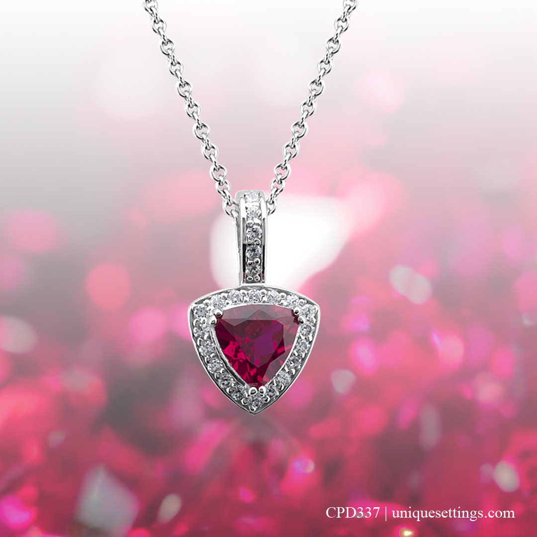 Unique_Settings's tweet image. Impeccable in its appearance, this Colored Stone Pendant encrusted with diamonds and set with a fabulous Trillion Cut Ruby in its center, is an ideal example to present your customers that are looking for a bit of a highlight in their special event.😍💯
.
.
 #newyork #usofny