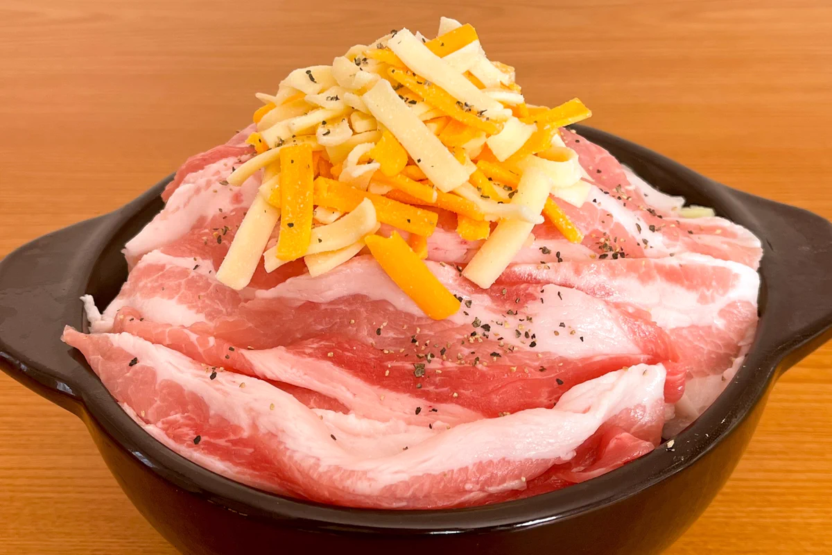 チーズ好きさんには特にたまらない一品に仕上がりそう！今の季節にもぴったりそうな「鍋」レシピ！