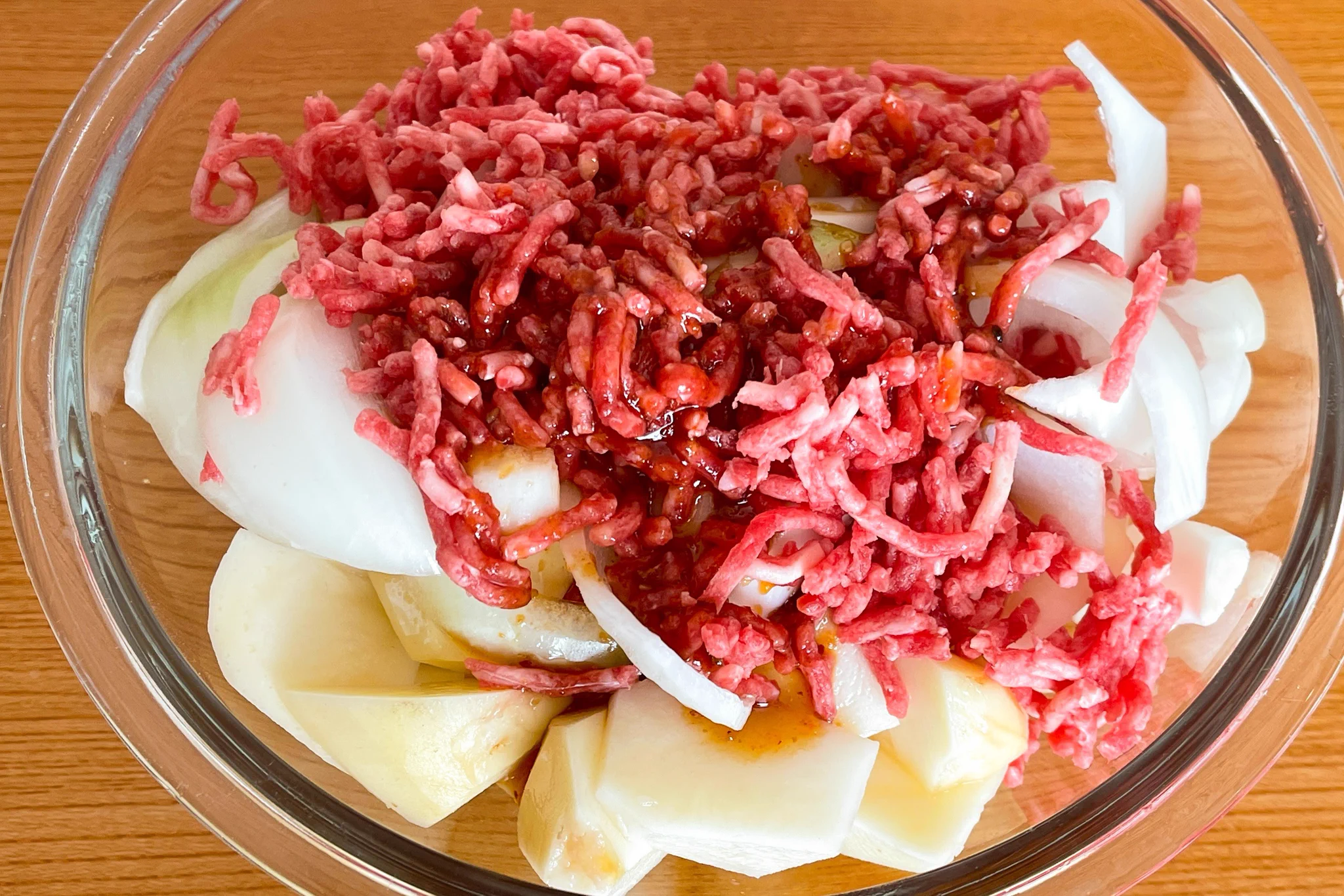 疲れているときでもこれなら作れそう！電子レンジで作れちゃうお手軽な「肉じゃが」レシピ！