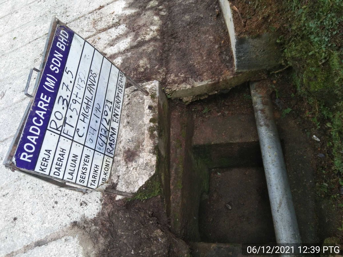 RcBentong's tweet photo. #teamroadcare kerja bersih #pembetung #RO5 di FT432-JALAN MASUK KE STESEN VHF GUNUNG BRINCHANG
@MOWorks @JKRMalaysia @ZTTCSFJ @JKRPAHANG @JkrCameron @Roadcare_HQ @Roadcare_Phg https://t.co/vIkoDClycm