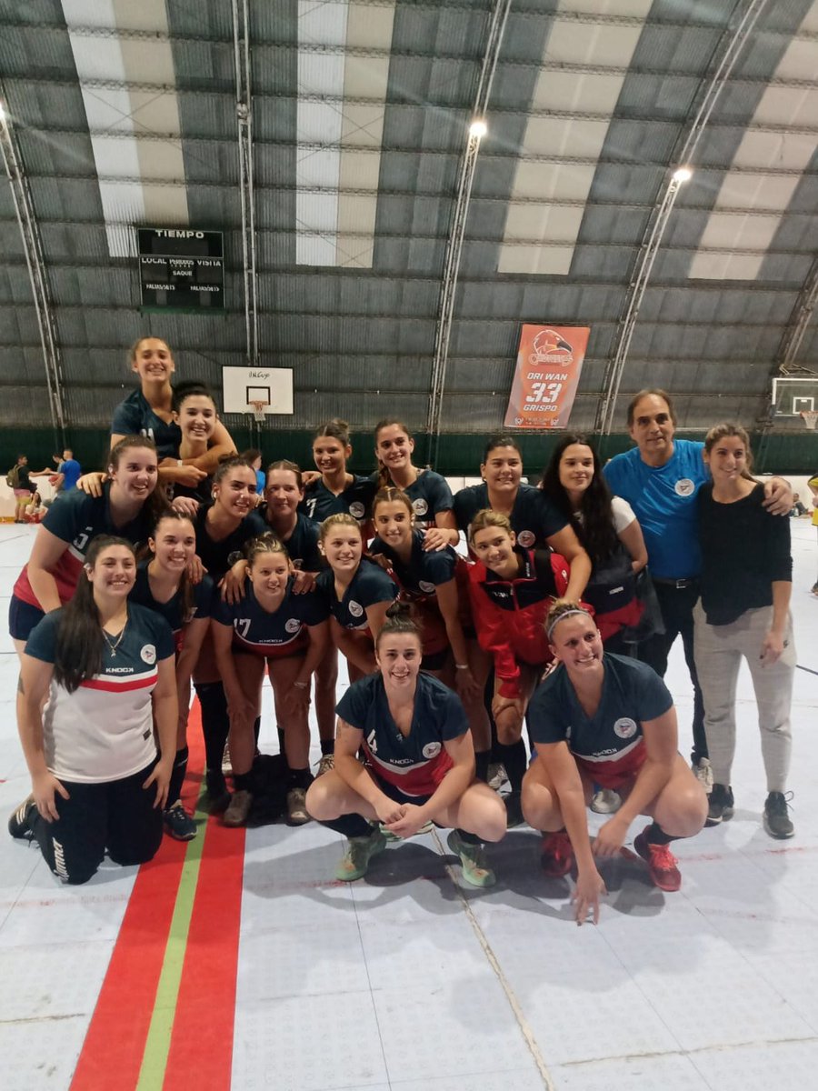 La primera del lago a la final!! 
Luego de un año de muchísimo trabajo y recambio, los resultados empiezan a verse. A seguir así!!
Felicitaciones chicas🤾‍♀️🤾‍♀️👏👏