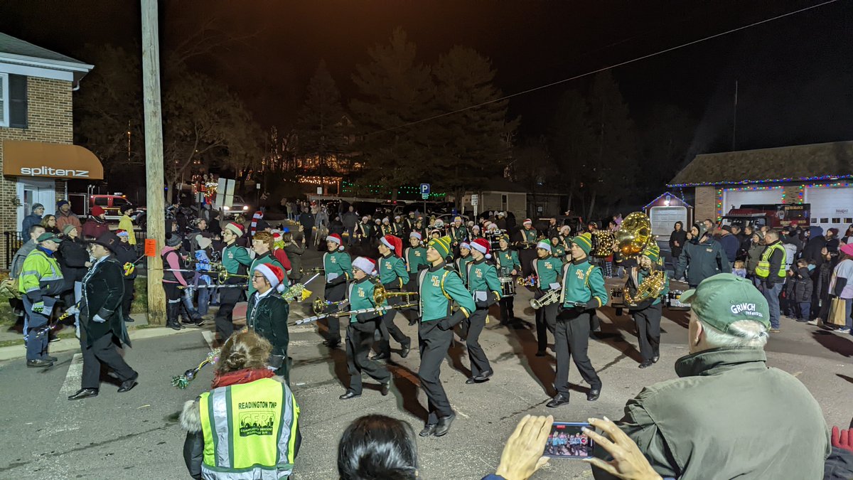 Our Fall State Champions and Band spreading some Holiday Cheer at the 35th Annual Clinton Christmas Parade! 🎄🦁