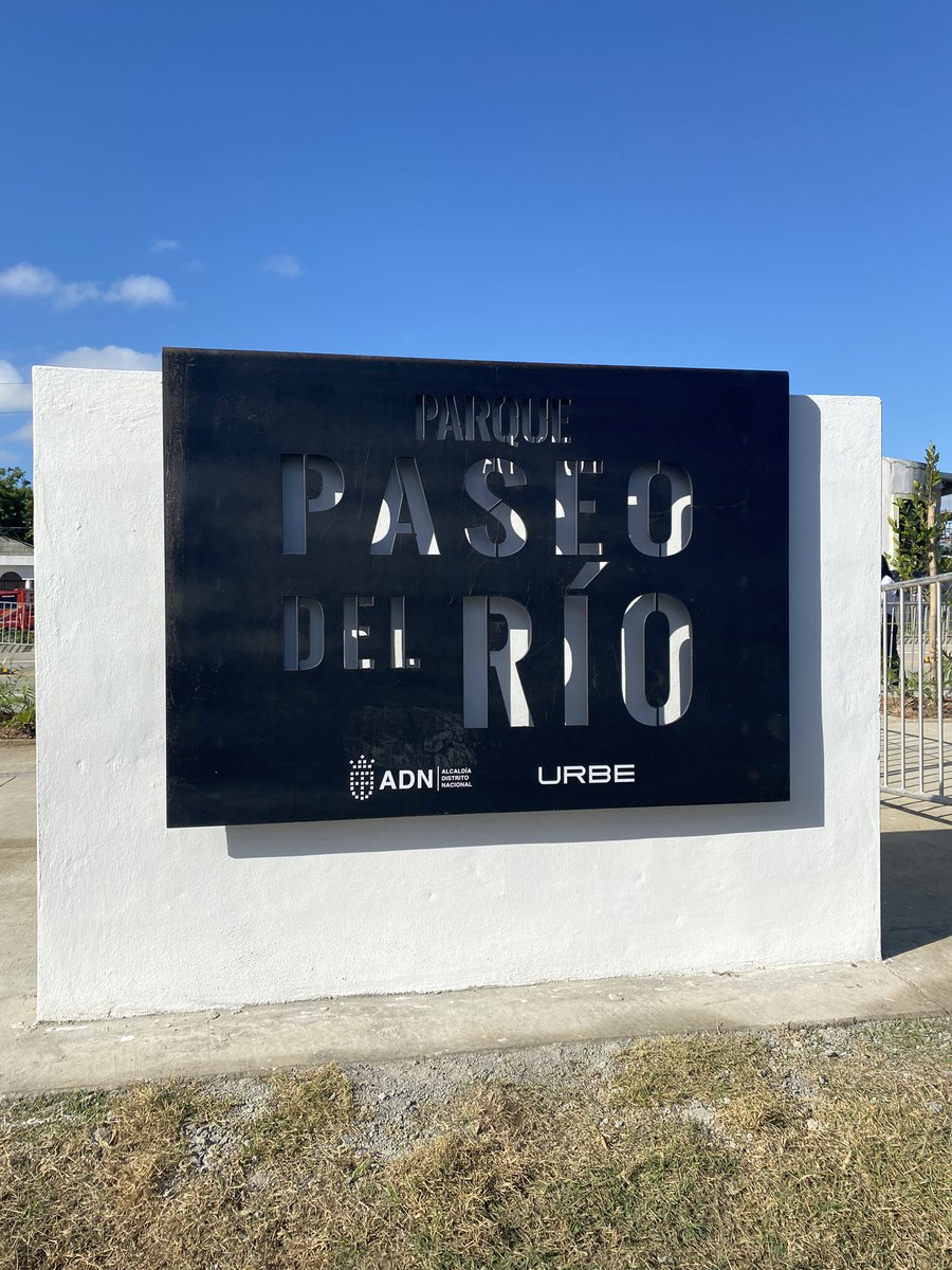 NelsonCamiloRD's tweet photo. Hoy nuestro presidente @luisabinader dejará inaugurado el Tramo 1 del Paseo del Río Nuevo Domingo Savio.
#UrbeRD 🇩🇴 https://t.co/Yz3BIgJPbg
