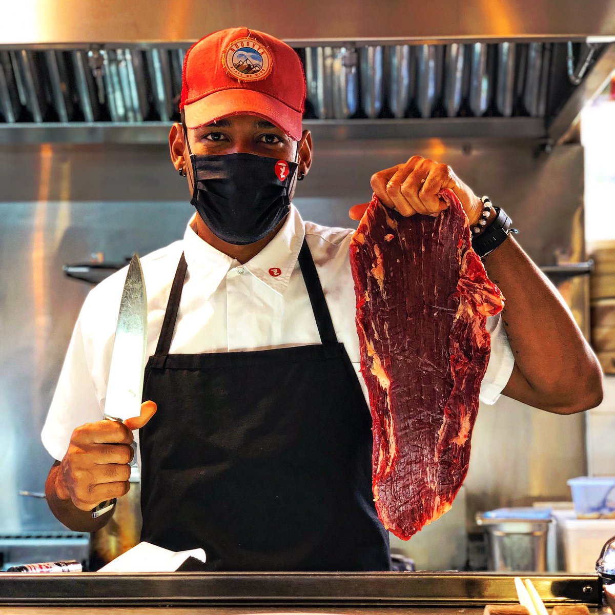 derzubar's tweet photo. ¡El vacío en derzubar lo tienes que probar! 🥷 🐂

#ventepaca #delishfood #buey #pimienta #coolfood #ñamñam #bjsrestaurant #cool #cookworking #cheflife #madrid #good #goodfood #yeah #kungfood #hoytenemos #onmonday https://t.co/5cqwJW6FTA