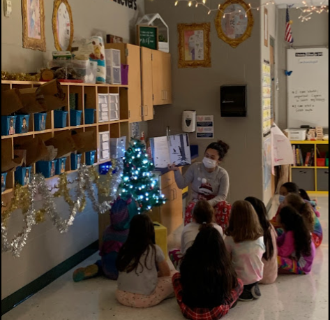 nisdnicholses's tweet photo. #WinterReadALoud
#NISDreunited https://t.co/JgLjtyJlbG