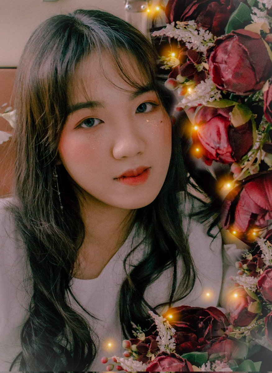 YnNhine1's tweet photo. ❥| 𝙸 𝚕𝚒𝚟𝚎 𝚜𝚘 𝚒 𝚕𝚘𝚟𝚎 |❥
𝙸 𝚕𝚘𝚟𝚎 𝚛𝚔𝚒𝚟𝚎 ^^
Đỏ đỏ cho có không khí Noel nè

#ARMYSeIcaDay #RM @BTS_twt https://t.co/kB2HW4BXj3