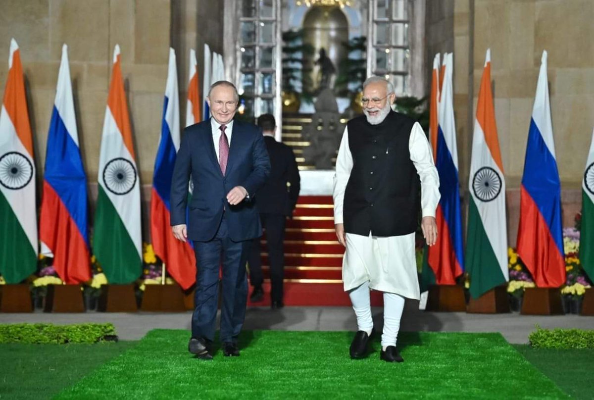 HareshJ64200312's tweet photo. 🇮🇳🇷🇺 | Welcoming India’s trusted friend and longstanding partner.
PM @narendramodi  welcomed Russian President Vladimir Putin for the 21st India-Russia Annual Summit. https://t.co/IiokrLqABY